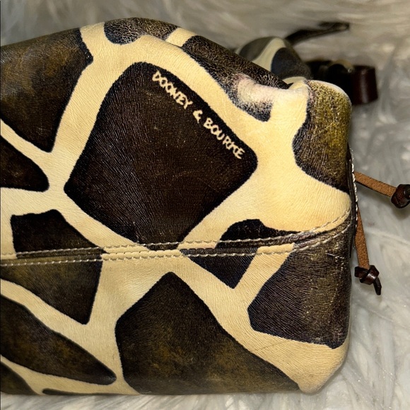 Dooney & Bourke Brown and Tan Giraffe Print Hobo Bag  With Matching Wallet - Picture 10 of 16